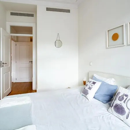 The Restauradores Collection Regal