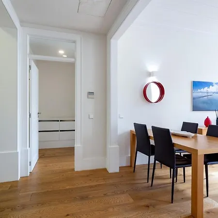 Daire The Restauradores Collection Regal *